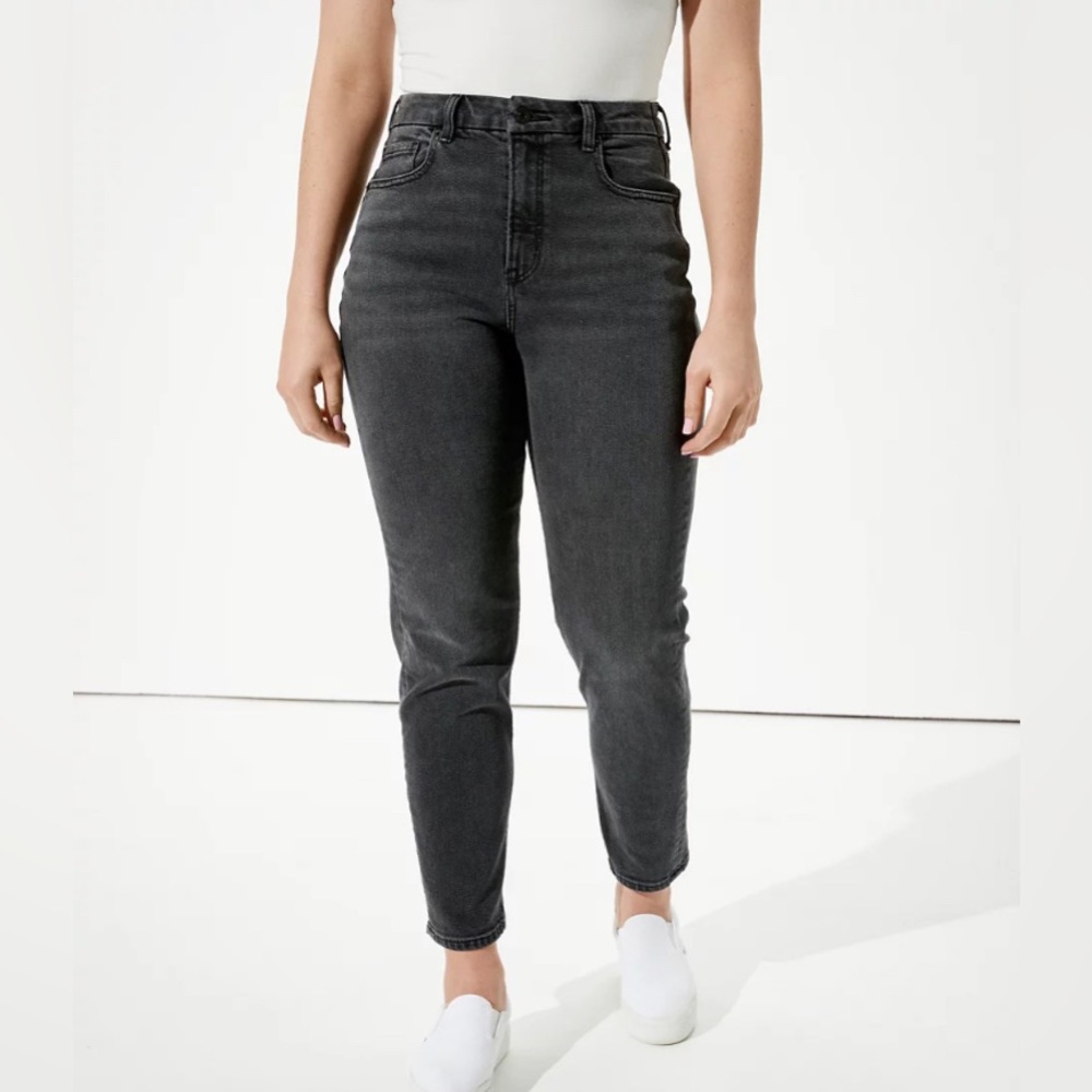 American Eagle Stretch Curvy Mom Jean in Washed Black